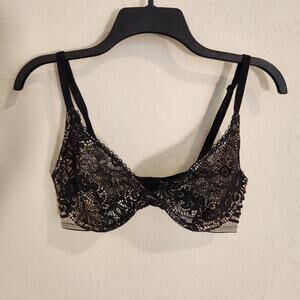 Victoria's Secret Very Sexy Black and Beige Lace Unlined Plunge Bra - 34D